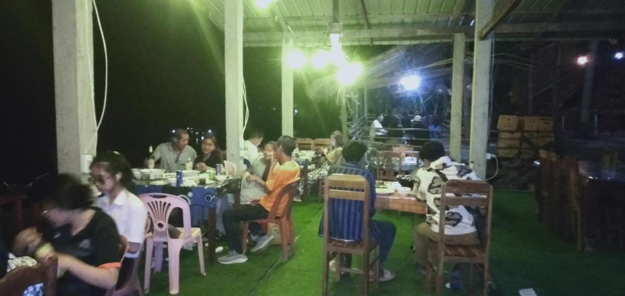 Villa Mekong Guesthouse Muang Pakbèng Eksteriør billede