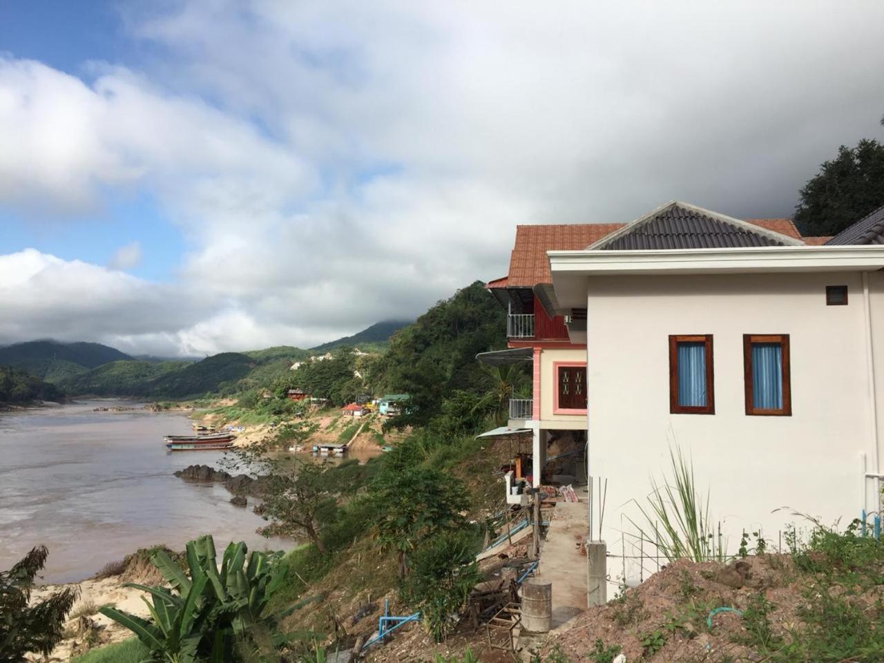 Villa Mekong Guesthouse Muang Pakbèng Eksteriør billede